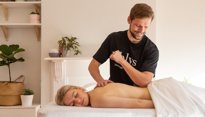 Best Reflexology Massage Service in DIP
